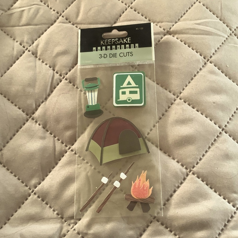 3-D Die-Cuts Campfire Set Scrapbook Journal NEW 🏕️